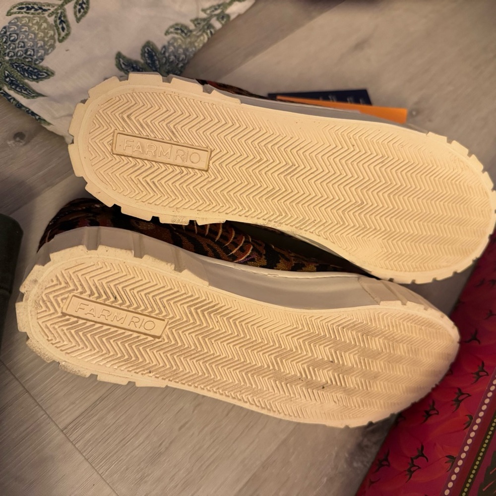 FARM Rio Multicolor Patterned Platform Sneakers - Picture 5 of 11